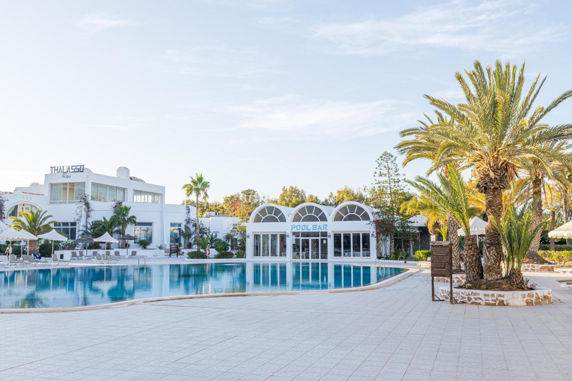 Iris Hotel & Thalasso Mezraia Exteriör bild