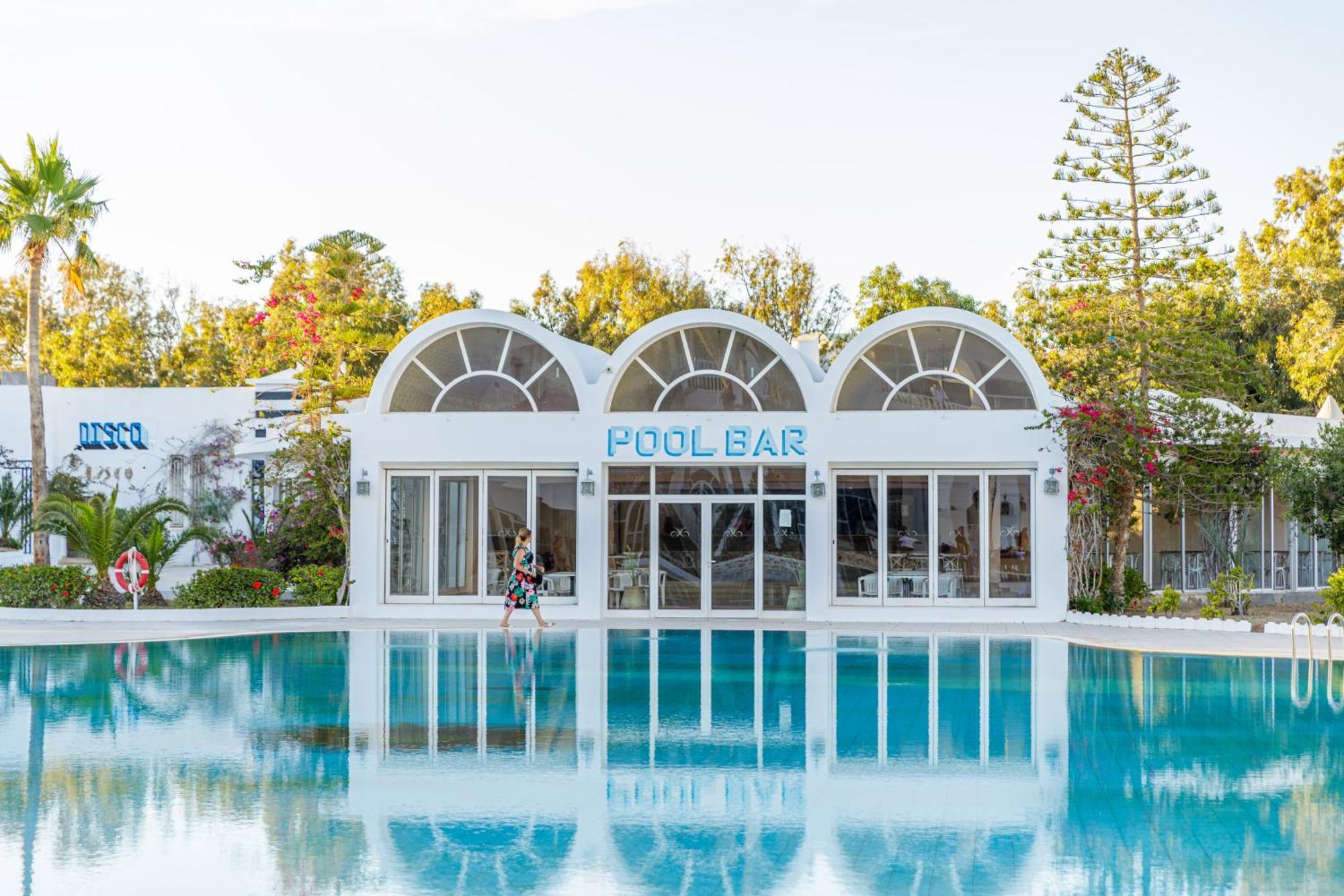 Iris Hotel & Thalasso Mezraia Exteriör bild